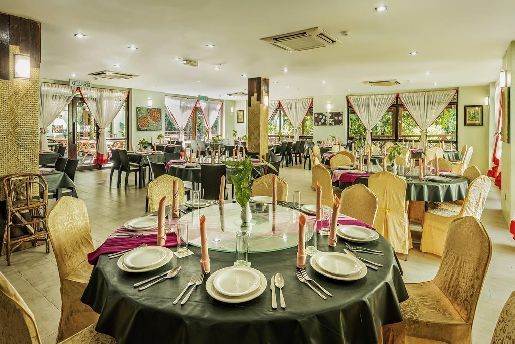 Borneo Tropical Rainforest Resort มีรี ภายนอก รูปภาพ